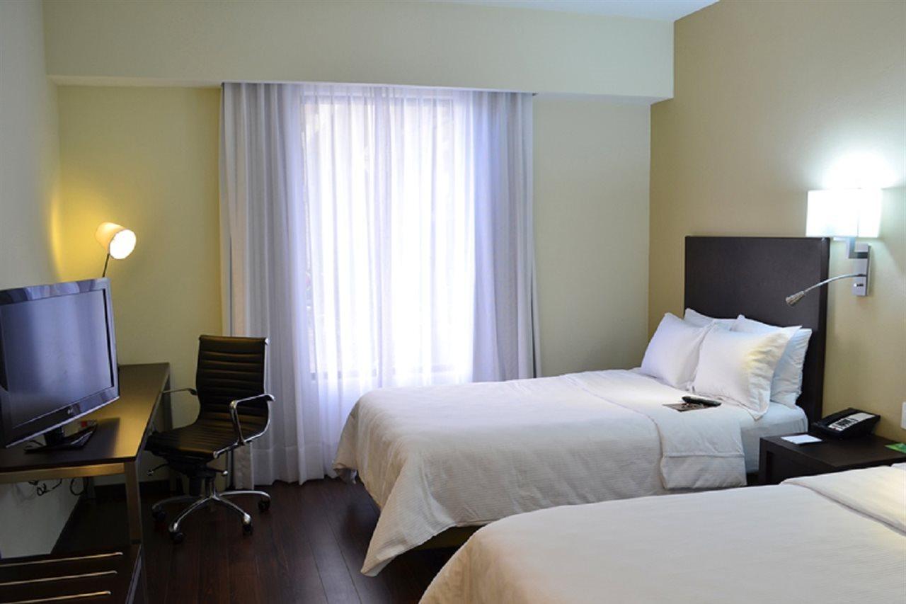 Nogales  Fiesta Inn Nogales מראה חיצוני תמונה