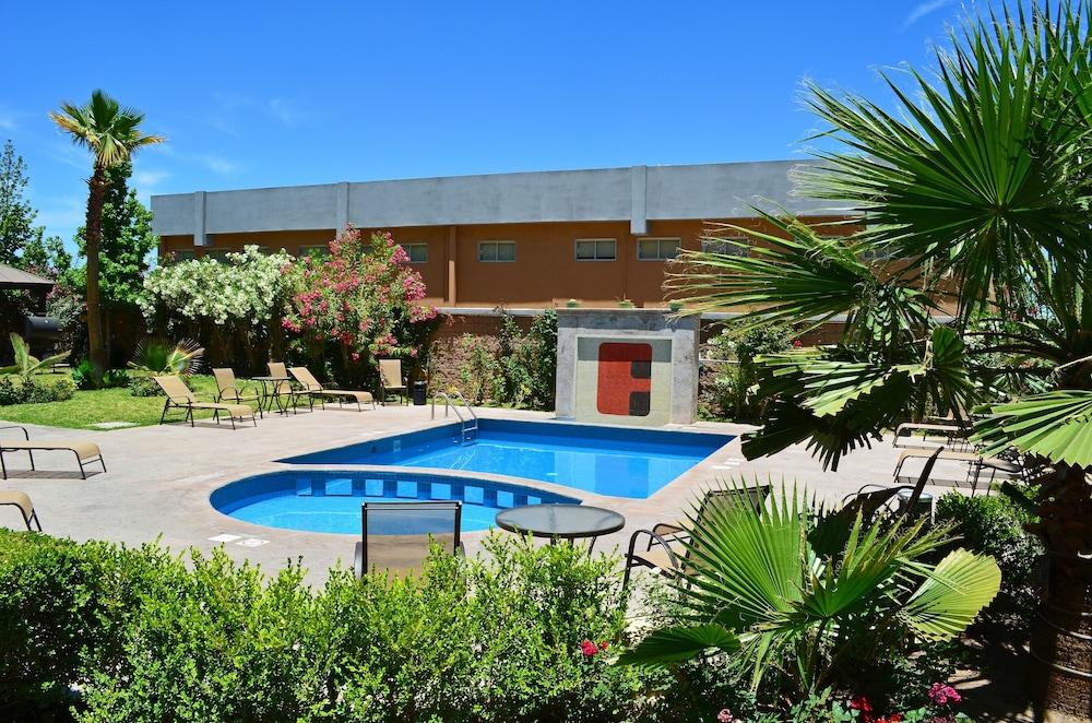 Nogales  Fiesta Inn Nogales מראה חיצוני תמונה