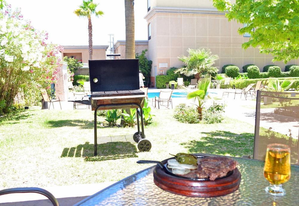 Nogales  Fiesta Inn Nogales מראה חיצוני תמונה