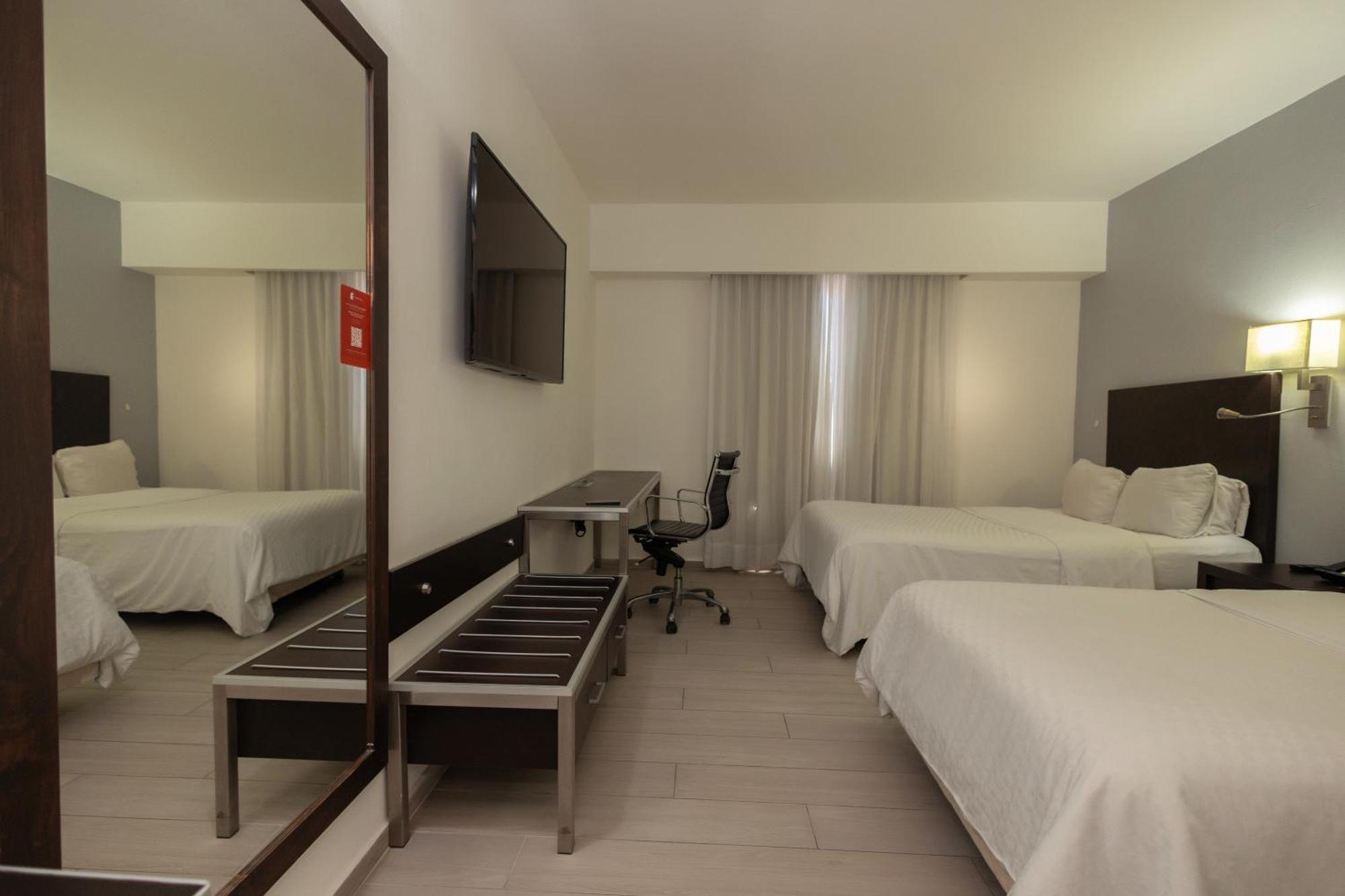Nogales  Fiesta Inn Nogales מראה חיצוני תמונה