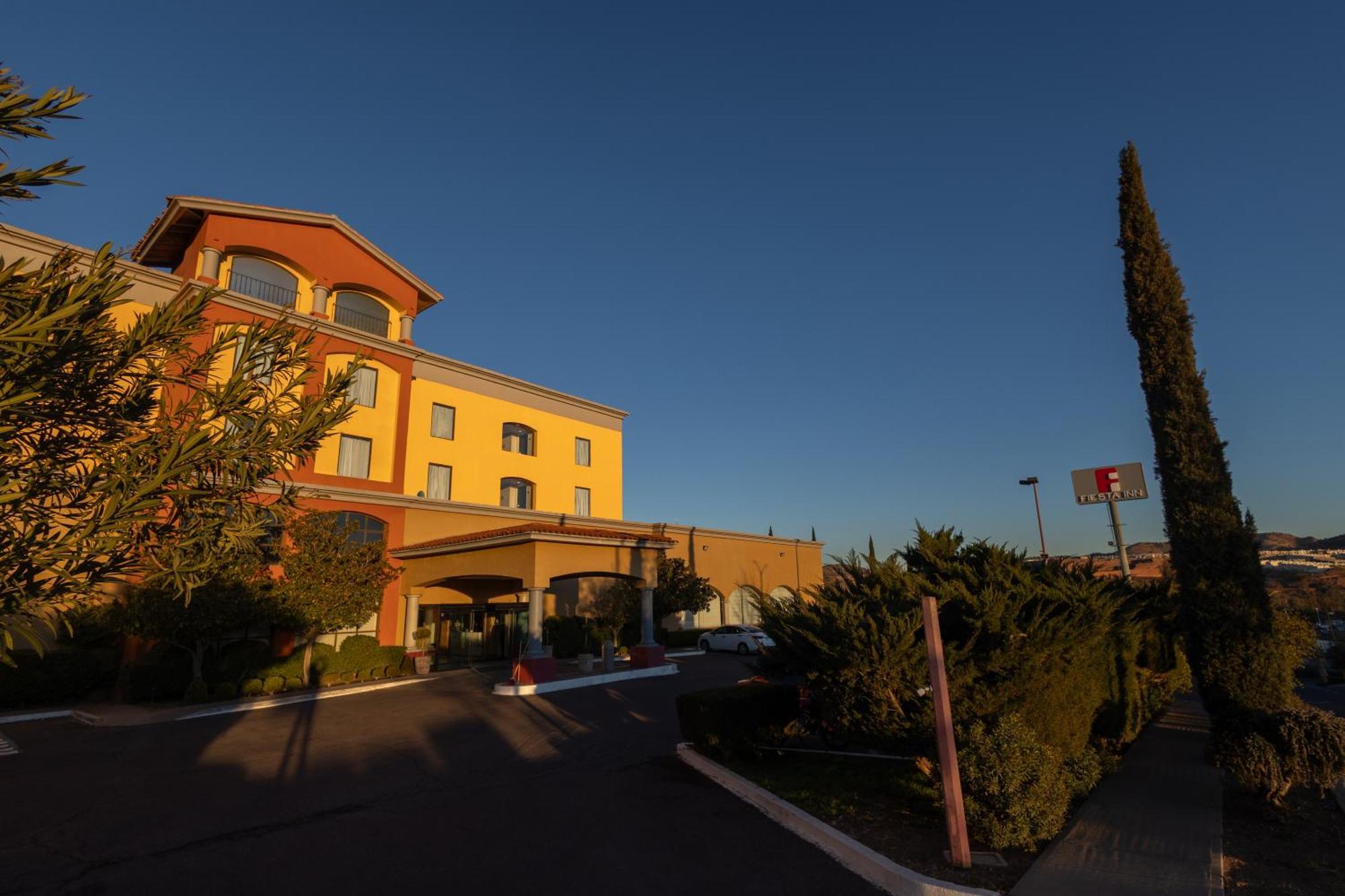 Nogales  Fiesta Inn Nogales מראה חיצוני תמונה