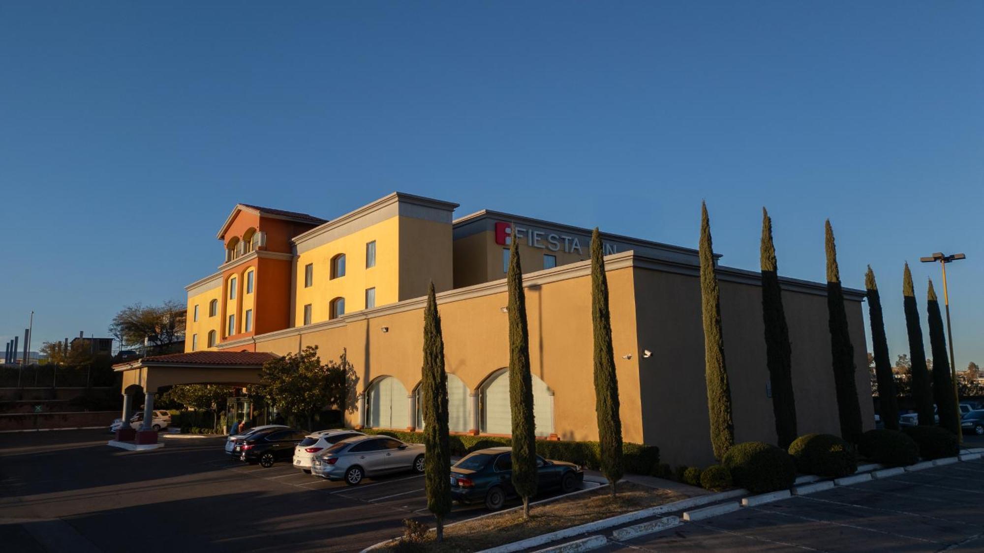Nogales  Fiesta Inn Nogales מראה חיצוני תמונה