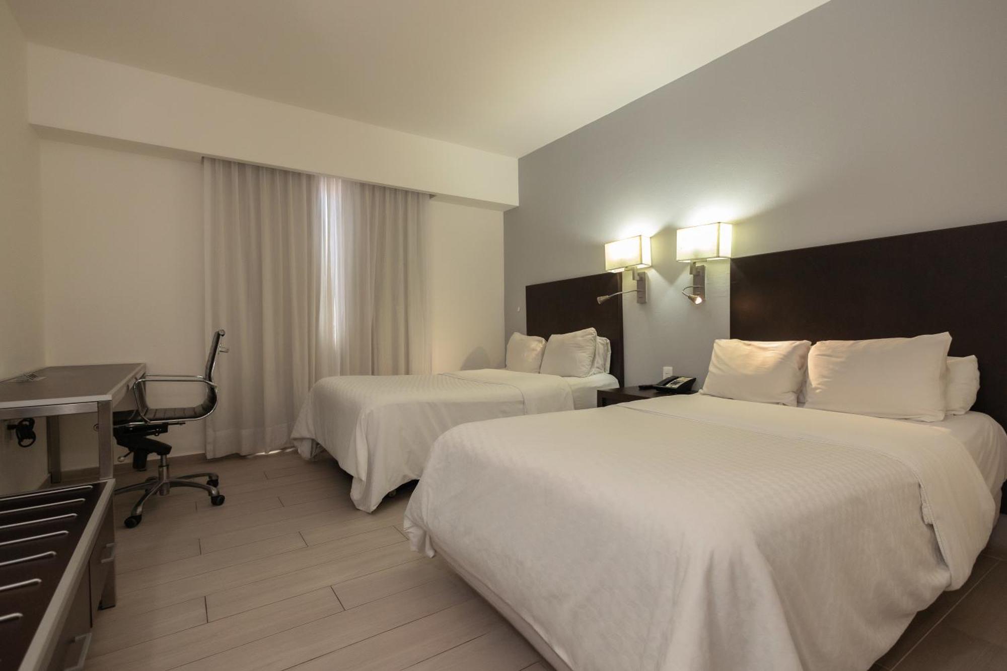 Nogales  Fiesta Inn Nogales מראה חיצוני תמונה